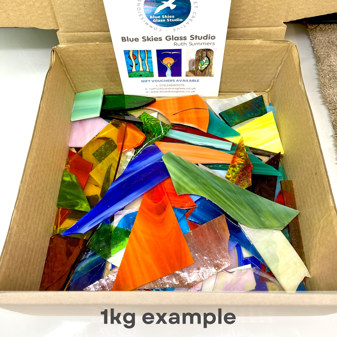 1kg Box of Mixed Glass